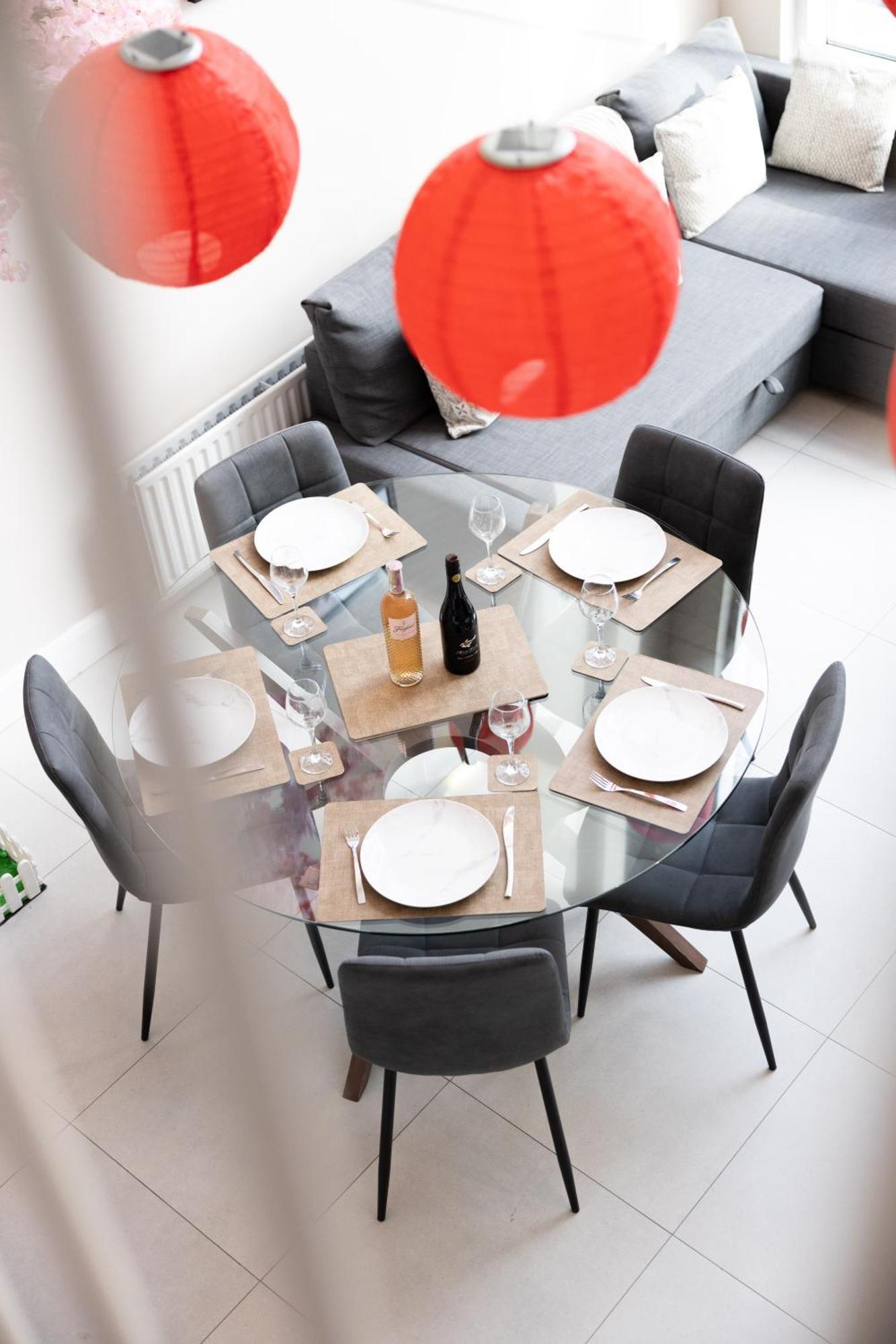 Quarters- Whitehall Sq Appartement *